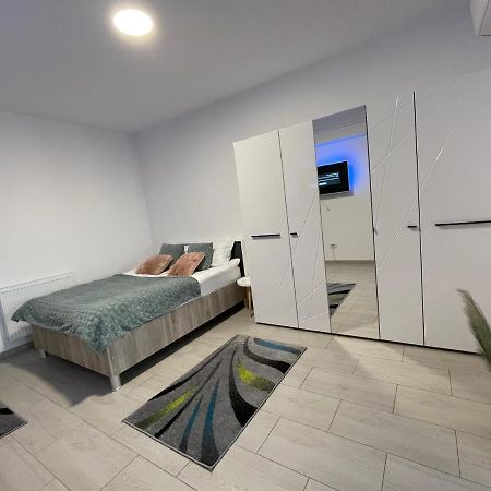 יאשי Studio Apartment Palas Mall מראה חיצוני תמונה